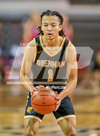 Thumbnail 2 in Brennan vs. Bellaire (UIL 6A D1 Basketball Semifinal) photogallery.