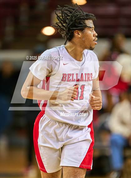 Thumbnail 1 in Brennan vs. Bellaire (UIL 6A D1 Basketball Semifinal) photogallery.