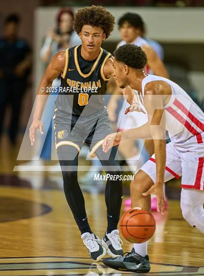 Thumbnail 2 in Brennan vs. Bellaire (UIL 6A D1 Basketball Semifinal) photogallery.