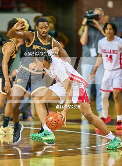 Thumbnail 2 in Brennan vs. Bellaire (UIL 6A D1 Basketball Semifinal) photogallery.