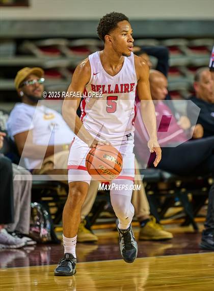 Thumbnail 2 in Brennan vs. Bellaire (UIL 6A D1 Basketball Semifinal) photogallery.