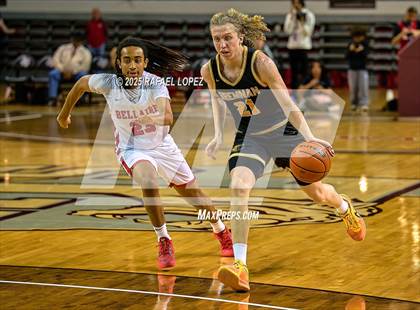 Thumbnail 1 in Brennan vs. Bellaire (UIL 6A D1 Basketball Semifinal) photogallery.