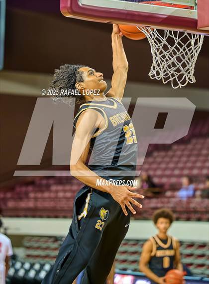 Thumbnail 2 in Brennan vs. Bellaire (UIL 6A D1 Basketball Semifinal) photogallery.