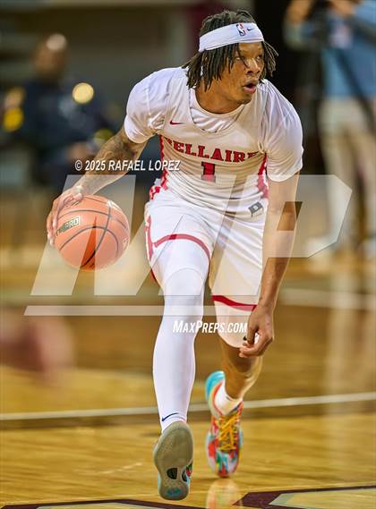 Thumbnail 3 in Brennan vs. Bellaire (UIL 6A D1 Basketball Semifinal) photogallery.