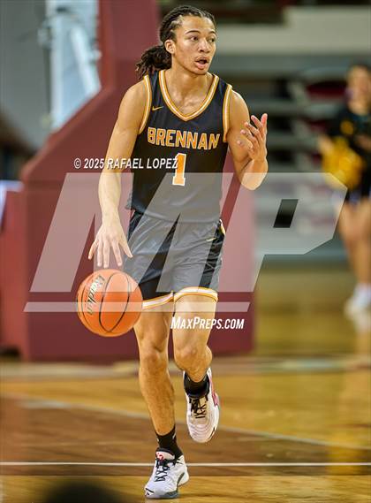 Thumbnail 2 in Brennan vs. Bellaire (UIL 6A D1 Basketball Semifinal) photogallery.