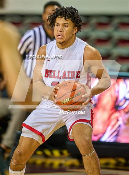 Thumbnail 1 in Brennan vs. Bellaire (UIL 6A D1 Basketball Semifinal) photogallery.