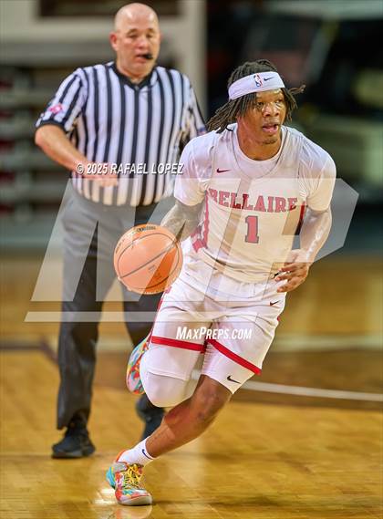Thumbnail 1 in Brennan vs. Bellaire (UIL 6A D1 Basketball Semifinal) photogallery.