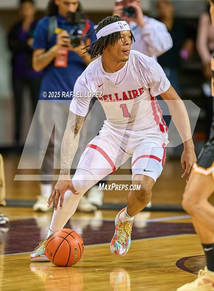 Thumbnail 2 in Brennan vs. Bellaire (UIL 6A D1 Basketball Semifinal) photogallery.
