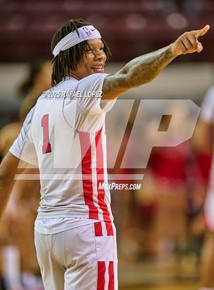 Thumbnail 2 in Brennan vs. Bellaire (UIL 6A D1 Basketball Semifinal) photogallery.
