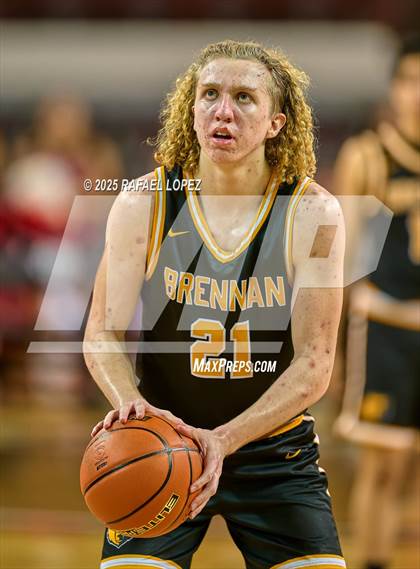 Thumbnail 2 in Brennan vs. Bellaire (UIL 6A D1 Basketball Semifinal) photogallery.