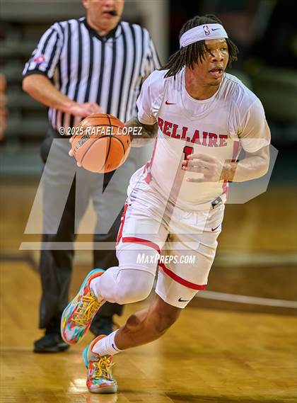 Thumbnail 2 in Brennan vs. Bellaire (UIL 6A D1 Basketball Semifinal) photogallery.