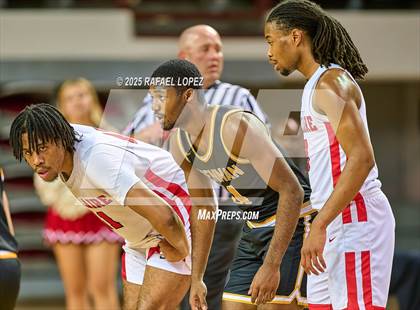 Thumbnail 2 in Brennan vs. Bellaire (UIL 6A D1 Basketball Semifinal) photogallery.