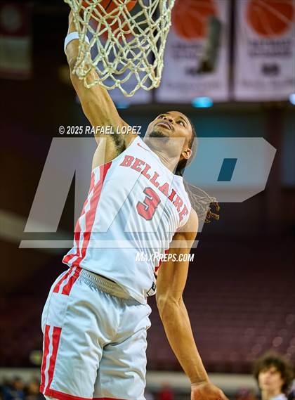 Thumbnail 1 in Brennan vs. Bellaire (UIL 6A D1 Basketball Semifinal) photogallery.