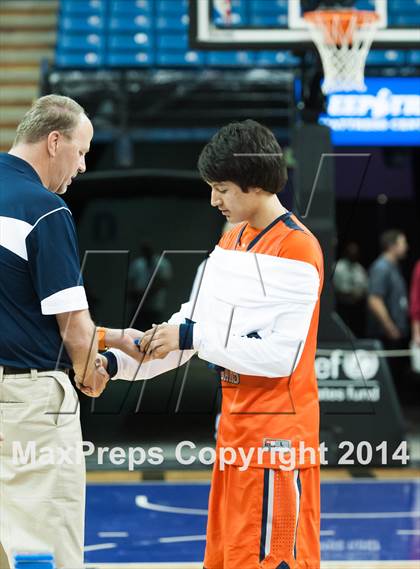 Thumbnail 1 in Folsom vs. Cosumnes Oaks (CIF NorCal Regional D2 Final) photogallery.
