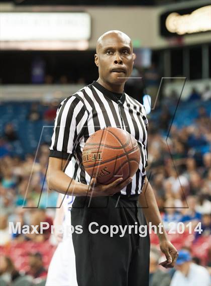 Thumbnail 2 in Folsom vs. Cosumnes Oaks (CIF NorCal Regional D2 Final) photogallery.
