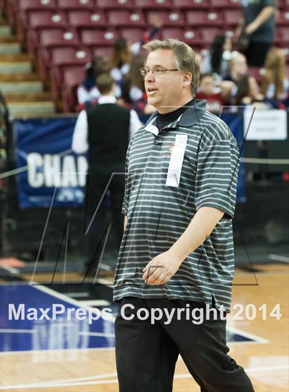 Thumbnail 1 in Folsom vs. Cosumnes Oaks (CIF NorCal Regional D2 Final) photogallery.