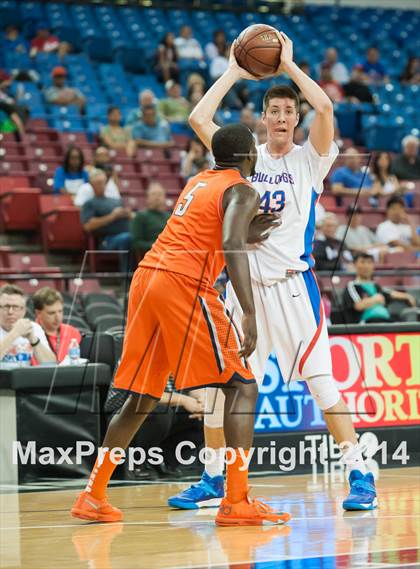 Thumbnail 2 in Folsom vs. Cosumnes Oaks (CIF NorCal Regional D2 Final) photogallery.