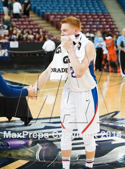 Thumbnail 1 in Folsom vs. Cosumnes Oaks (CIF NorCal Regional D2 Final) photogallery.