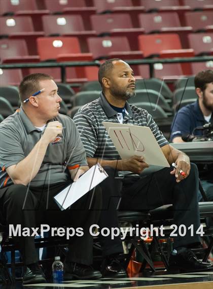 Thumbnail 2 in Folsom vs. Cosumnes Oaks (CIF NorCal Regional D2 Final) photogallery.
