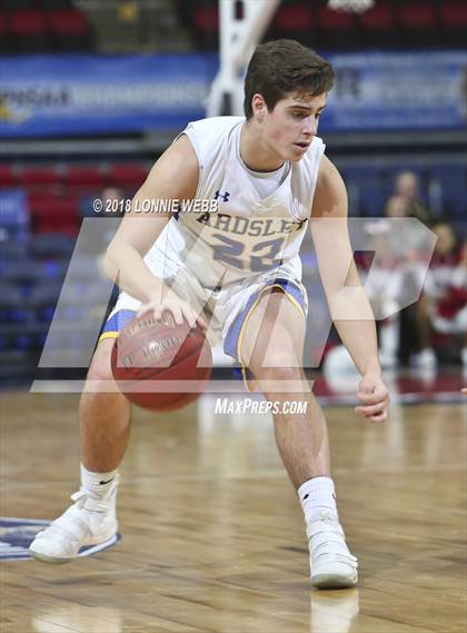 Thumbnail 1 in Amityville vs. Ardsley (NYSPHSAA Class A Final) photogallery.