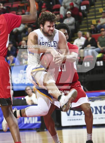 Thumbnail 2 in Amityville vs. Ardsley (NYSPHSAA Class A Final) photogallery.
