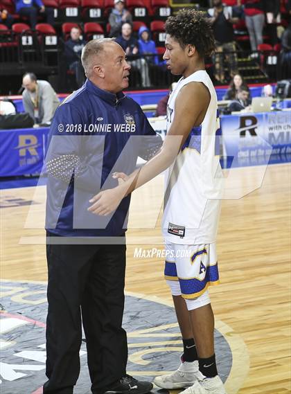 Thumbnail 1 in Amityville vs. Ardsley (NYSPHSAA Class A Final) photogallery.