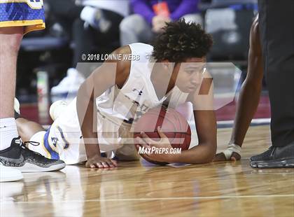 Thumbnail 2 in Amityville vs. Ardsley (NYSPHSAA Class A Final) photogallery.