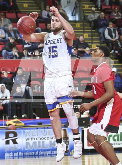 Thumbnail 3 in Amityville vs. Ardsley (NYSPHSAA Class A Final) photogallery.
