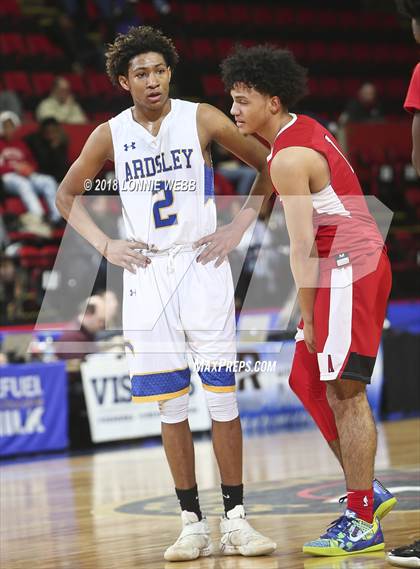 Thumbnail 2 in Amityville vs. Ardsley (NYSPHSAA Class A Final) photogallery.