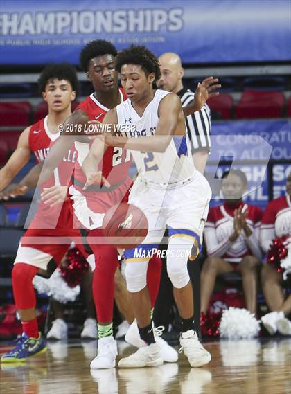 Thumbnail 3 in Amityville vs. Ardsley (NYSPHSAA Class A Final) photogallery.