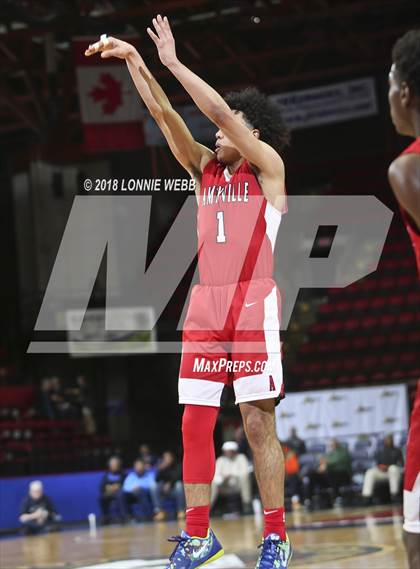 Thumbnail 1 in Amityville vs. Ardsley (NYSPHSAA Class A Final) photogallery.