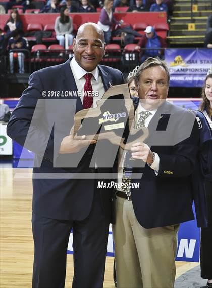 Thumbnail 1 in Amityville vs. Ardsley (NYSPHSAA Class A Final) photogallery.