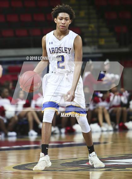 Thumbnail 3 in Amityville vs. Ardsley (NYSPHSAA Class A Final) photogallery.