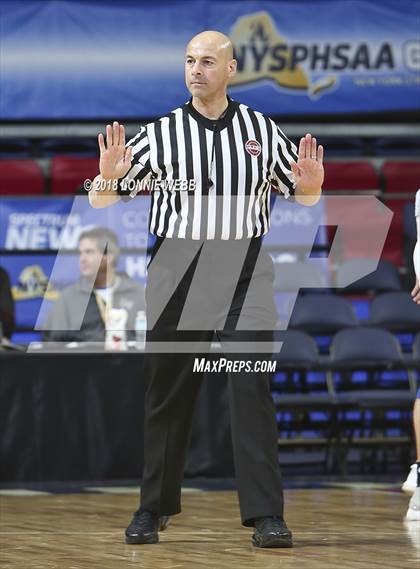 Thumbnail 3 in Amityville vs. Ardsley (NYSPHSAA Class A Final) photogallery.