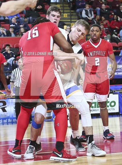 Thumbnail 1 in Amityville vs. Ardsley (NYSPHSAA Class A Final) photogallery.