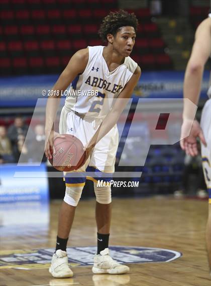 Thumbnail 1 in Amityville vs. Ardsley (NYSPHSAA Class A Final) photogallery.