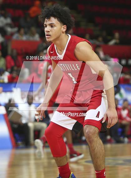 Thumbnail 2 in Amityville vs. Ardsley (NYSPHSAA Class A Final) photogallery.