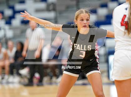 Thumbnail 1 in Menomonee Falls @ Brookfield East photogallery.