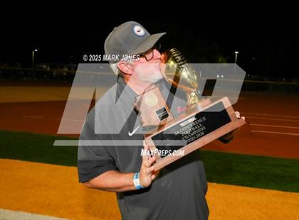 Thumbnail 2 in St. Johns vs. Scottsdale Christian Academy (AIA 2A Final Awards) photogallery.