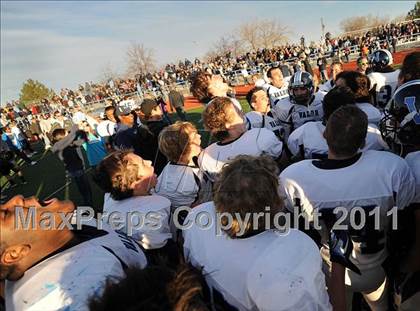 Thumbnail 1 in Valor Christian @ Broomfield (CHSAA 4A Semifinal) photogallery.