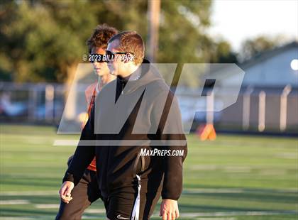 Thumbnail 1 in Grand Saline vs Winona photogallery.