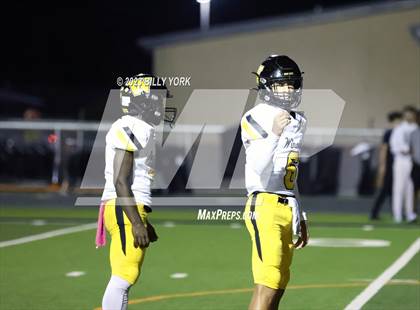 Thumbnail 3 in Grand Saline vs Winona photogallery.