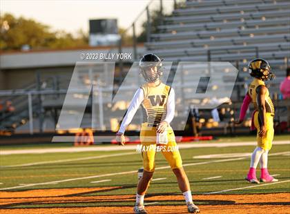 Thumbnail 1 in Grand Saline vs Winona photogallery.
