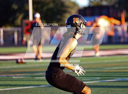 Thumbnail 3 in Grand Saline vs Winona photogallery.