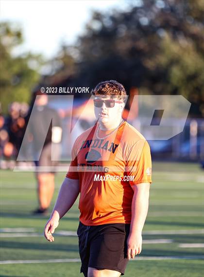 Thumbnail 3 in Grand Saline vs Winona photogallery.