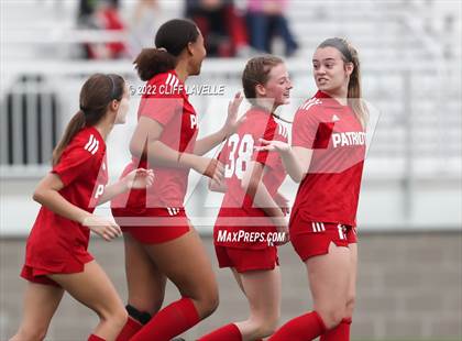 Thumbnail 3 in Academic Magnet vs. Fort Dorchester photogallery.