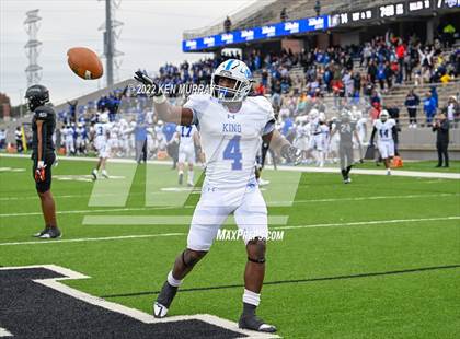 Thumbnail 1 in Fort Bend Hightower vs King (UIL 6A D2 Regional) photogallery.