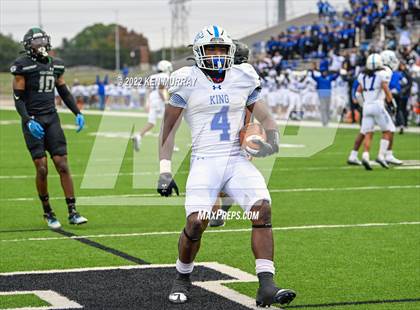 Thumbnail 3 in Fort Bend Hightower vs King (UIL 6A D2 Regional) photogallery.