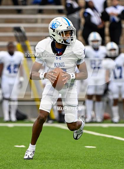 Thumbnail 1 in Fort Bend Hightower vs King (UIL 6A D2 Regional) photogallery.