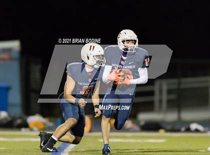 Thumbnail 1 in O'Dea @ Eastside Catholic photogallery.